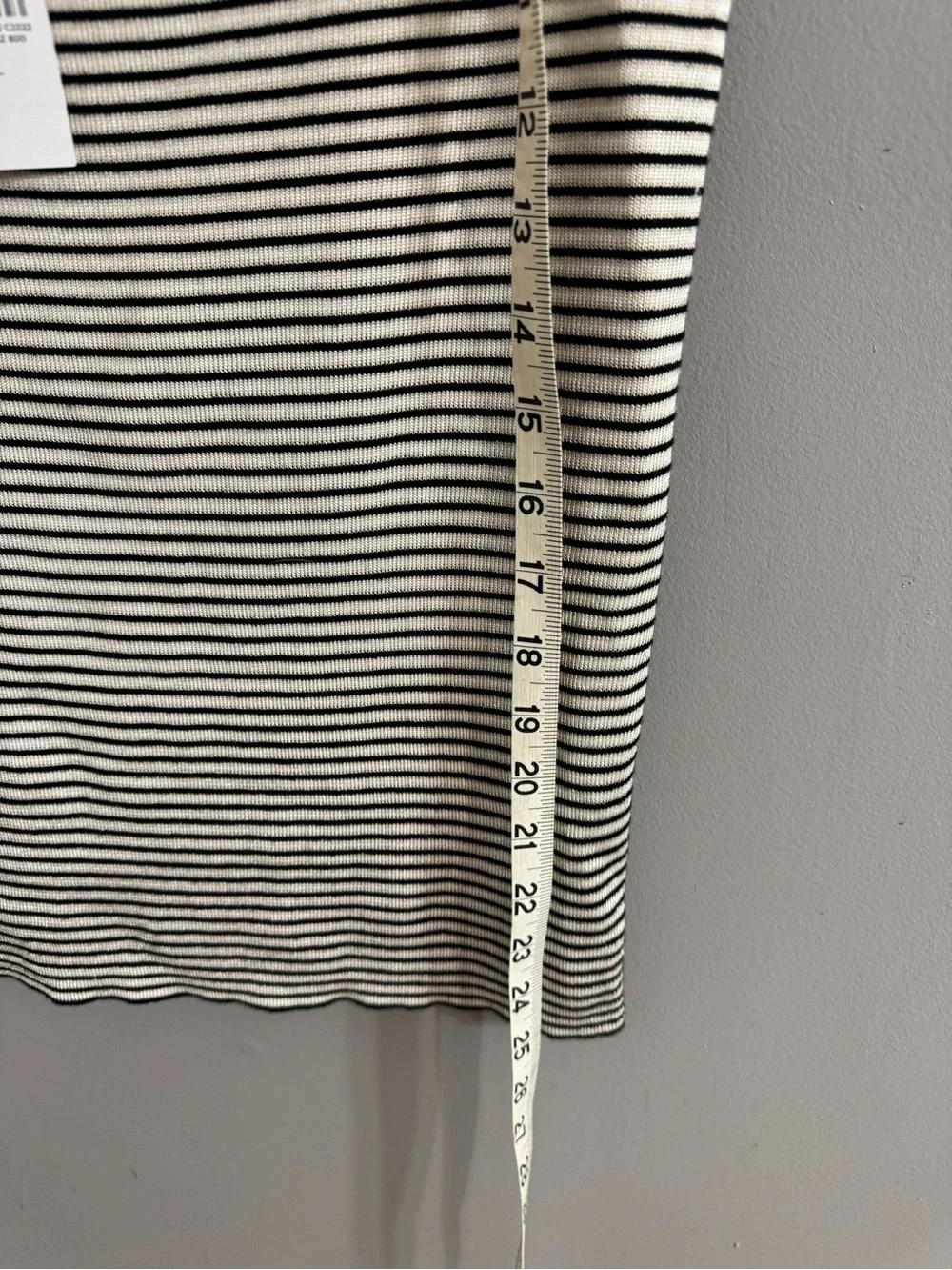 Ann Taylor Black & White Striped Tank - Picture 4 of 4
